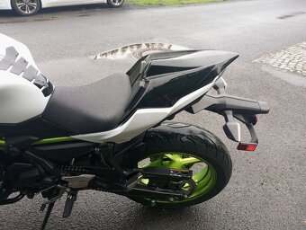 Kawasaki Z650 - 4
