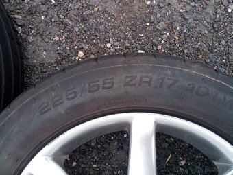 Alu kola R 17, ET 40, 5x108, vč. pneu 225/55 ZR 17 - 4