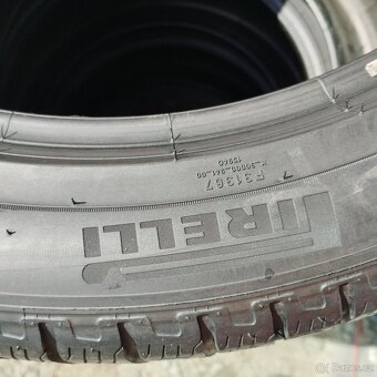 Zimní pneumatiky 255/45/20 Pirelli - 4