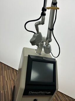 Profesionální frakční CO₂ laser DeepRenu Elite - 4