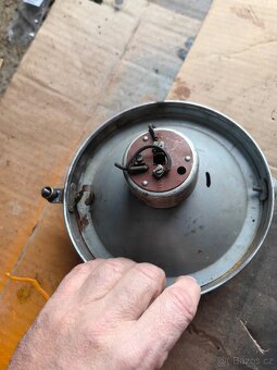 Jawa panelka světla - 4