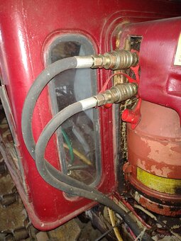 Pásový traktor Bolgar T54B - 4