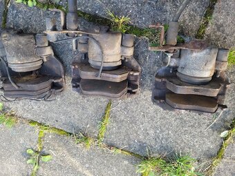 Brzdové třmeny Passat B5 a B5.5, Superb - 4