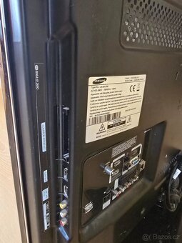 Samsung LE32C550 - 4