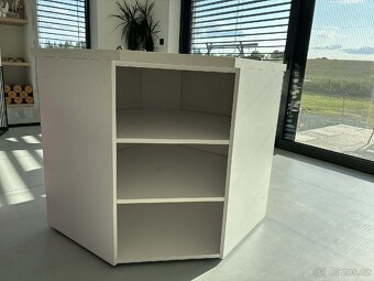 Přebalovací pult - 4