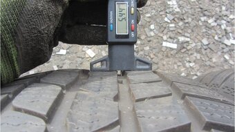 Zimní pneu 215/60/16 Continental - 4