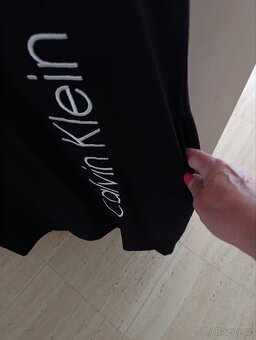 Černé šaty CK - 4