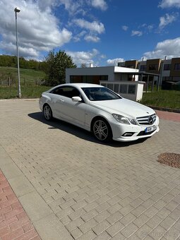 Mercedes-Benz E 350 cdi coupe, AMG paket, 170kW - 4