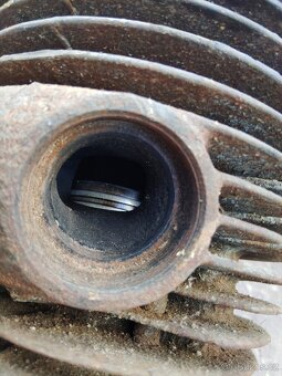 Motor Jawa 250 - 4