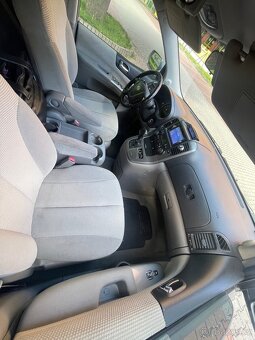 Kia Carnival Automatická převodovka - 4