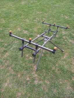 Tripod - 4