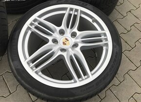 Porsche 911 , 991, kola 20" letni - 4