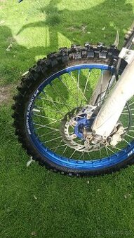 Yamaha YZ 450 F - 4