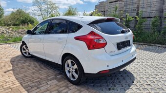 Ford Focus Rv.2012 benzín 123tkm - 4