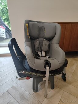Sedačka Dualfix M i-size - 4
