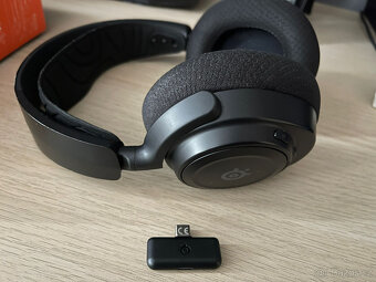 Herní sluchátka SteelSeries Arctis Nova 7 - 4