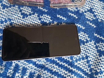 Samsung Galaxy Z Flip5 512 GB – jako nový 💜 - 4