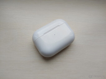 Apple AirPods Pro (2. generace) s MagSafe pouzdrem (USB-C) - 4
