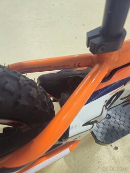 Elektrické odrážedlo Stacyc 12 KTM - 4