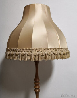 Starožitná lampa - 4