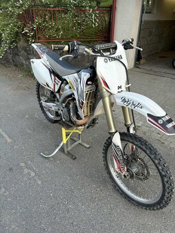 Yamaha yzf 450 - 4