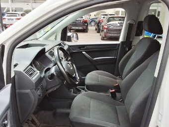 VW CADDY, 2.0 TDi, plný servis, 5 míst, NAVI - 4