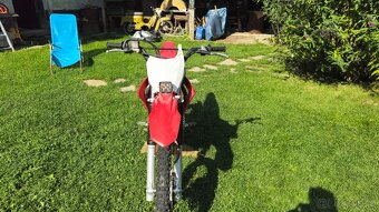 Honda CRF 125F (2020) – výborný stav - 4