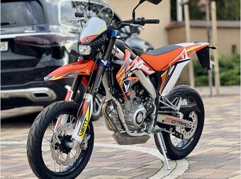 HONDA VENT125 4TAKT Supremoto - 4
