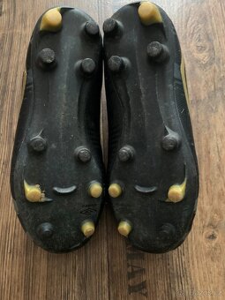 Dětské kopačky Umbro FORMATION II FG JR vel.31 - 4