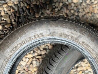 205/60/16 - Nexen zimní pár pneu - 4