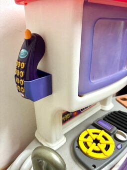 Dětská kuchyňka s vybavením Little Tikes - 4