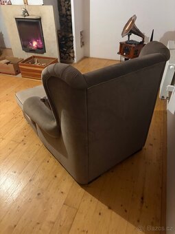Prodám velmi zachovalý gauč - 4
