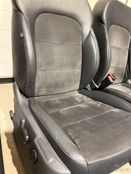 Alcantara sedačky Superb 2 + Kožený Sound System tapecírunk - 4