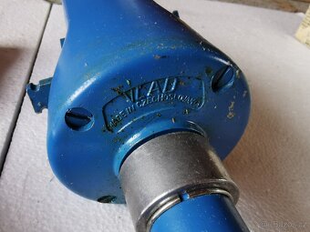 Různě staré ruční vrtačky - 4