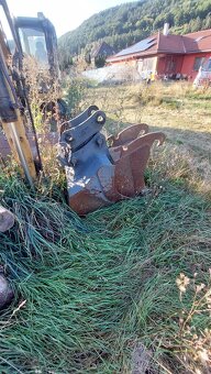 Prodám CAT 308d CR - 4