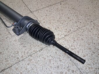 Servo řízení Nissan NV400 - 4