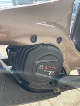 Nové elektrokolo HAIBIKE Trekking 8 Low i750 Wh - hnědá barv - 4