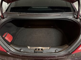 Jaguár XJ, 3,0. V6D - 4