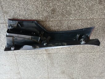 Pravé zadní světlo Citroen C4 Grand Picasso - 4