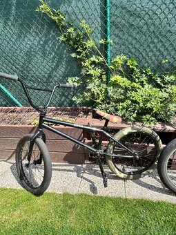 BMX - 4