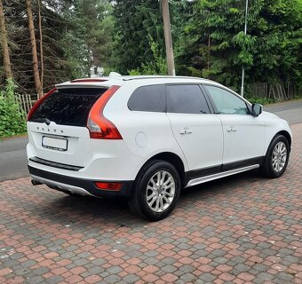 Volvo XC60 2.4D Automat-175hp r.2010 výbava Summum - 4