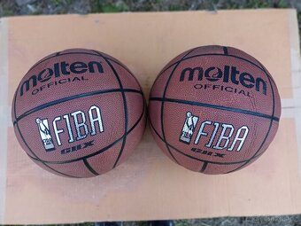 Basketbalové míče - 4