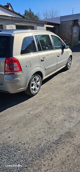 Opel zafira b 1.9 cdti 88kw automatik 7mistne - 4