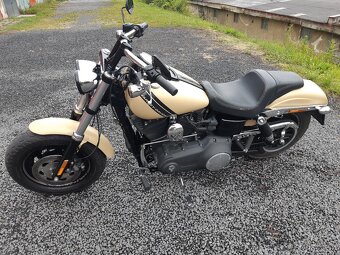 HARLEY DAVIDSON FAT BOB r.v. 2015 - 4