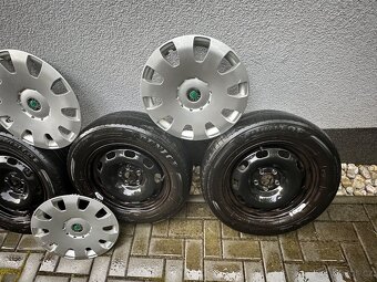 Plechová kola s disky na Škoda Octavia I. - 4