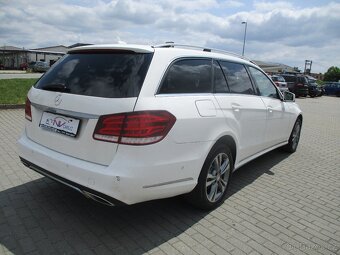 MERCEDES E220 CDi Avantgarde 9G-Tronic 03/2015 - 4