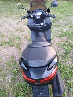 Suzuki Burgman 125 executiv - 4