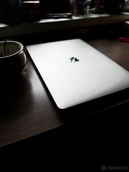 macbook air 2020 i3 - 4