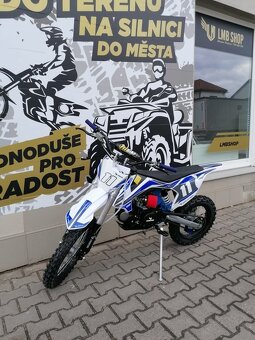 Pitbike Shark 125ccm 17x14 modrá - 4