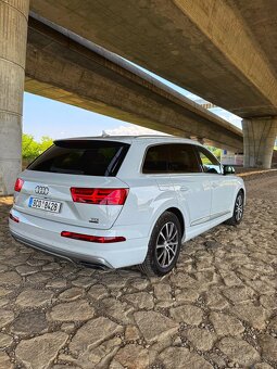 Audi Q7 - 4